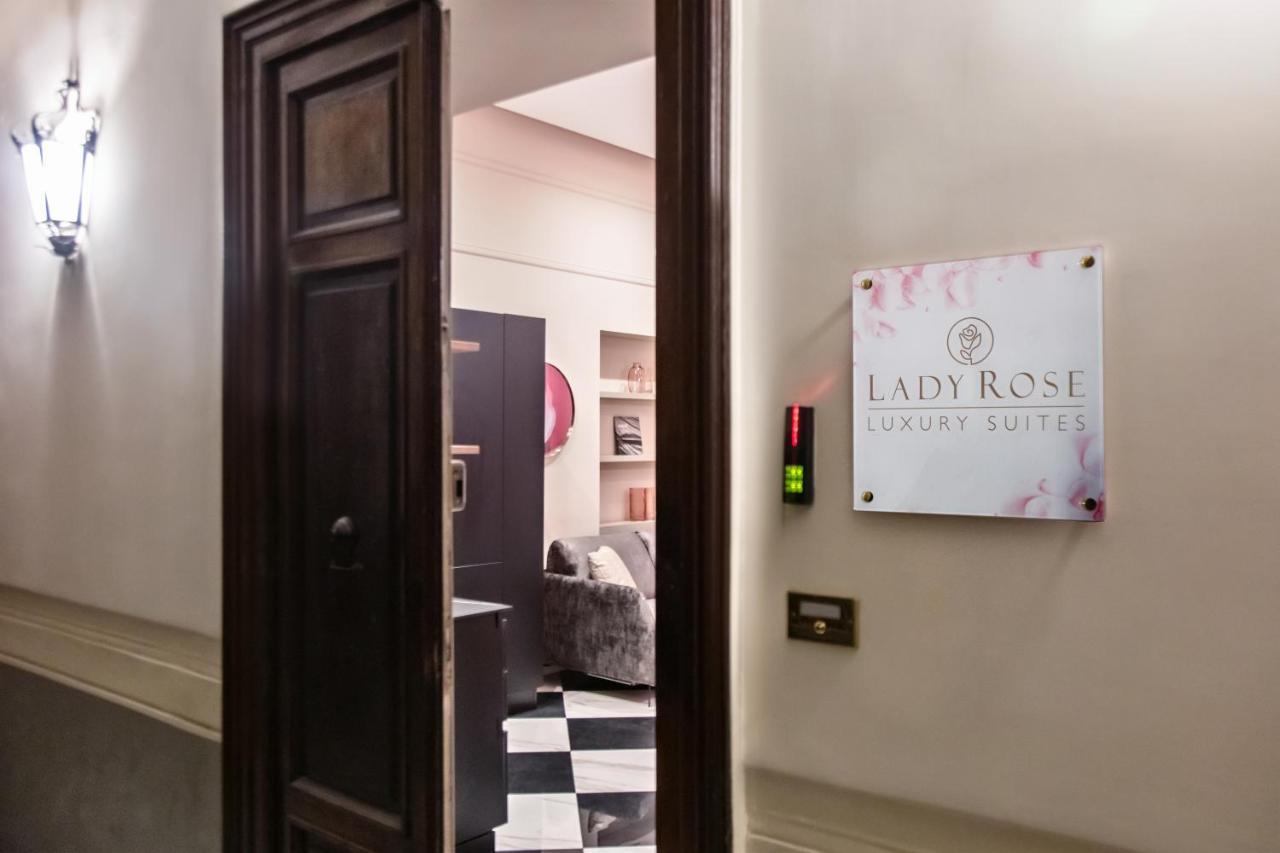 ナポリLady Rose Oneアパートメント エクステリア 写真